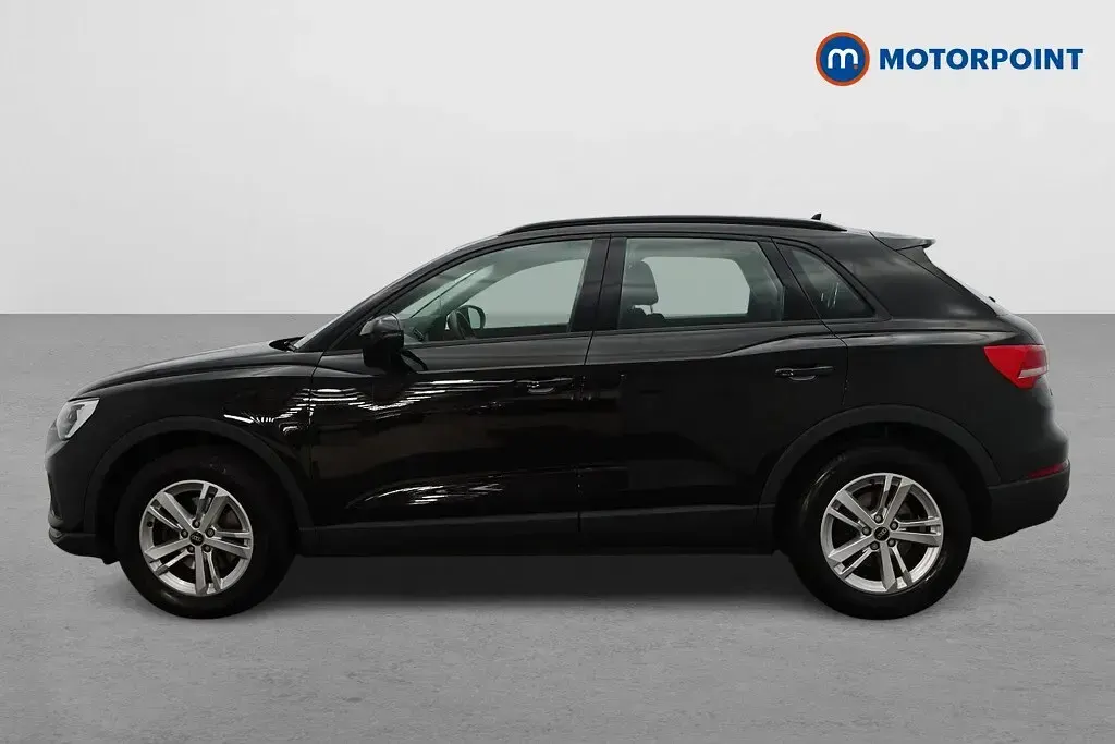 Used Audi Q3 150 HP (110 kW) 2022 Black SUV