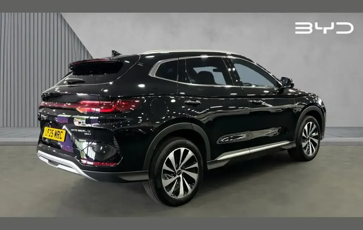 Used BYD Seal U Comfort 218 HP (160 kW) 2025 Black SUV