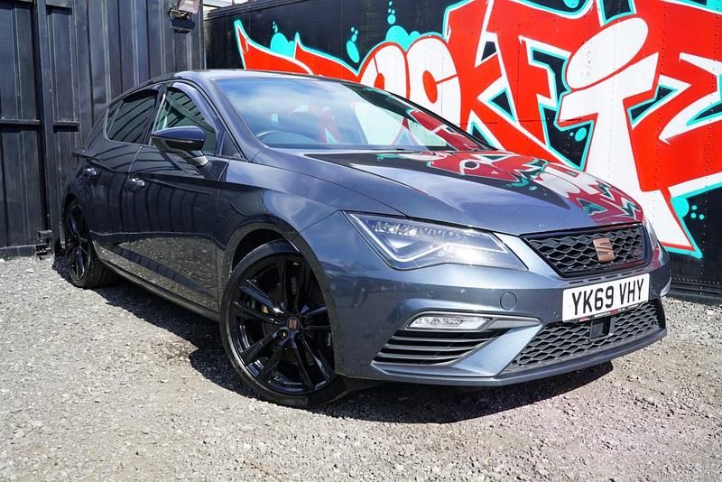 Used Seat Leon CUPRA 290 HP (213 kW) 2019 Grey Hatchback