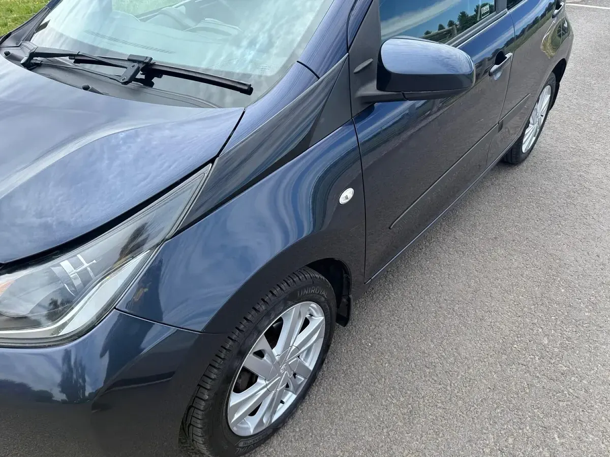 Used Toyota Aygo x-press 2014 Blue Hatchback