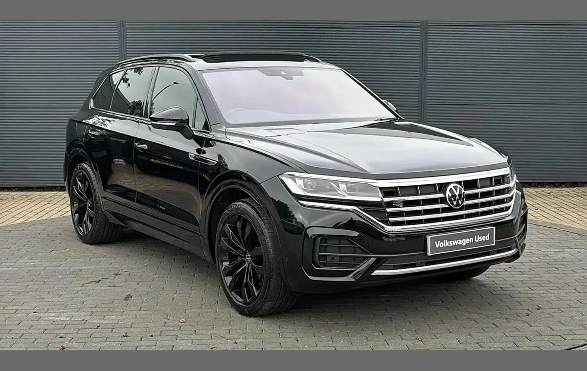 Used VW Touareg R-line 228 HP (167 kW) 2023 Black SUV