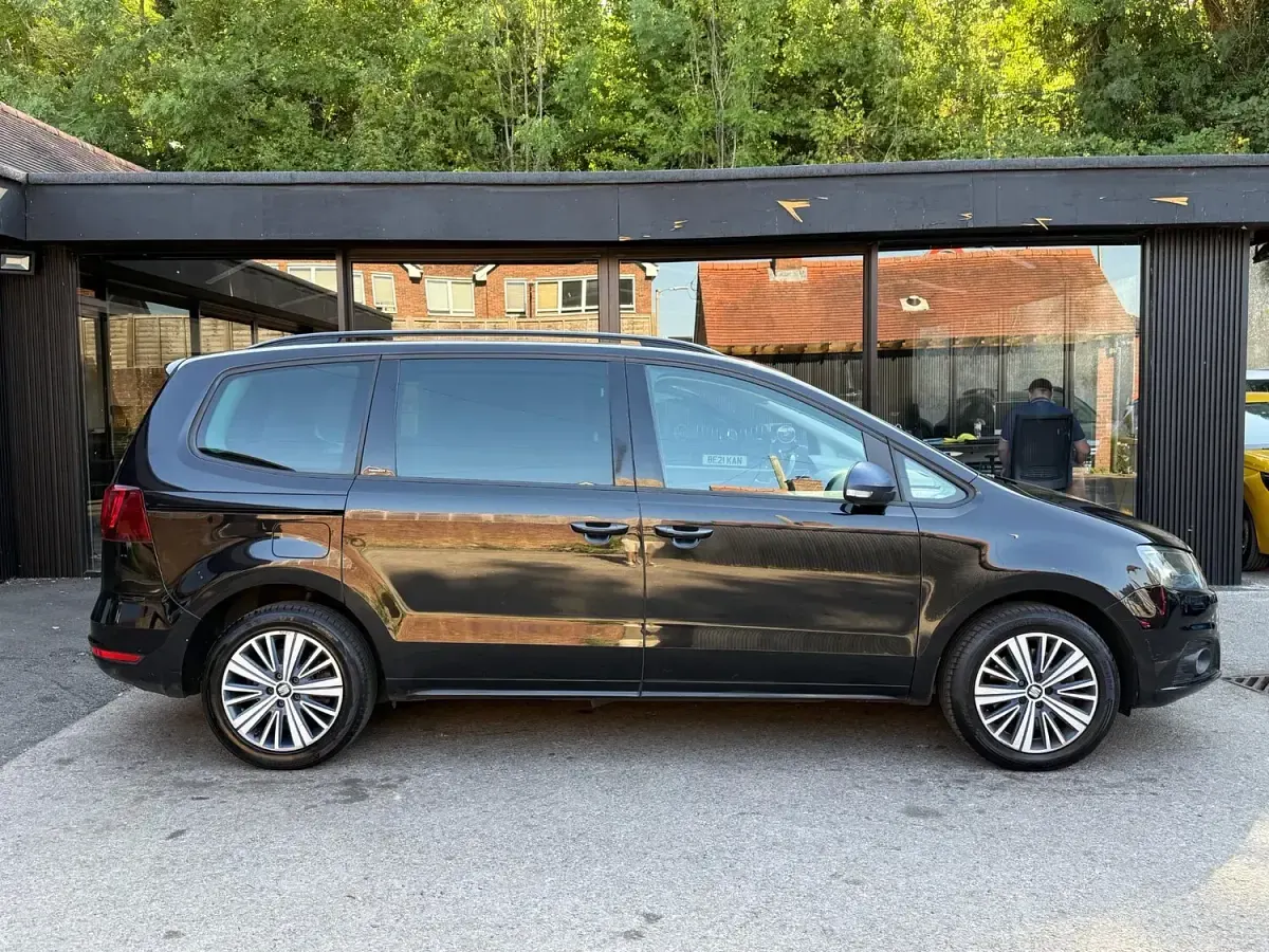 Used Seat Alhambra SE 2018 Black MPV