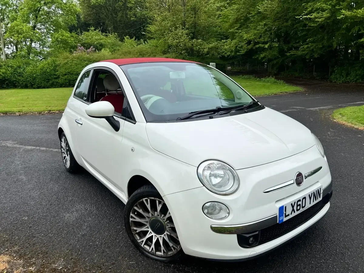 Used Fiat 500 Lounge 69 HP (50 kW) 2010 White Cabriolet
