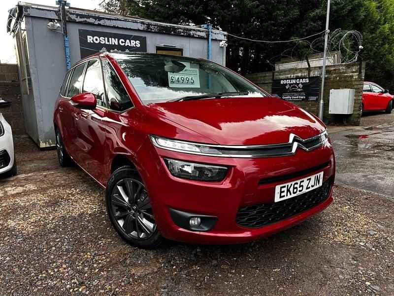 Red Used 2015 Citroën Grand C4 Picasso SELECTION MPV | £4,795 (Fair price) - Image 1/4