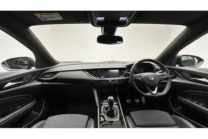 Used Vauxhall Insignia SRi 2018 Blue Hatchback