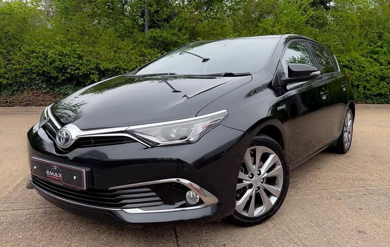 Used Toyota Auris Hybrid 2015 Black Hatchback