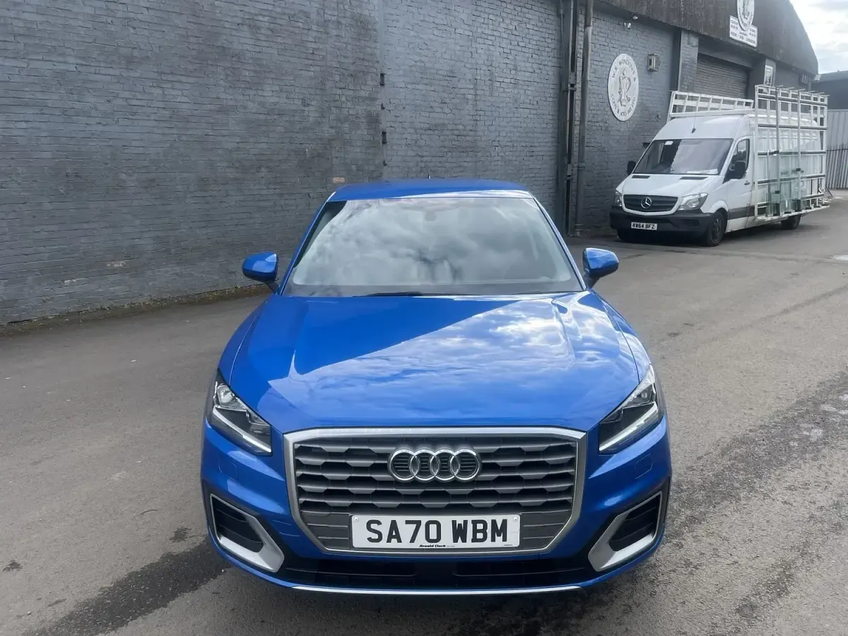 Used Audi Q2 Sport 116 HP (85 kW) 2020 Blue SUV