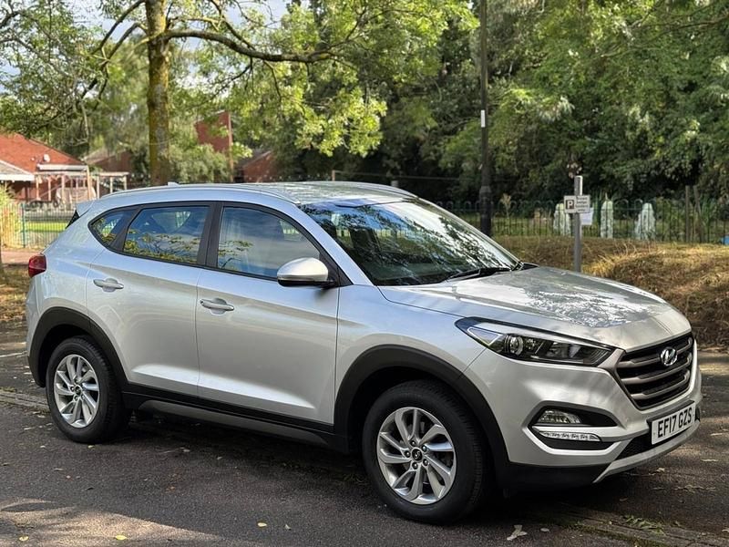 Silver Used 2017 Hyundai Tucson SE SUV | £8,995 (Good price) - Image 1/4