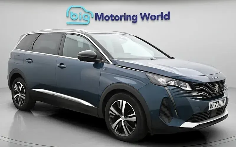 Usado Peugeot 5008 GT 131 HP (96 kW) 2023 SUV
