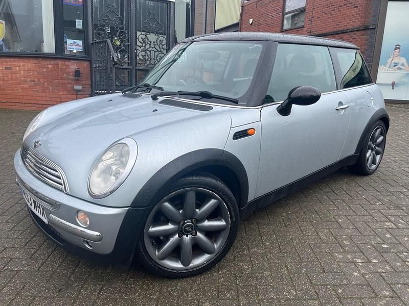 Used Mini Cooper Hatch 2003 Silver Hatchback