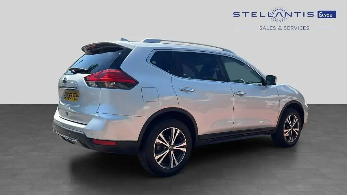 Used Nissan X-Trail N-Connecta 158 HP (116 kW) 2019 Grey SUV