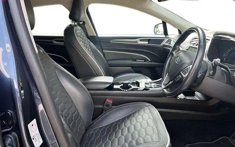 Used Ford Mondeo Vignale 190 HP (139 kW) 2021 Hatchback