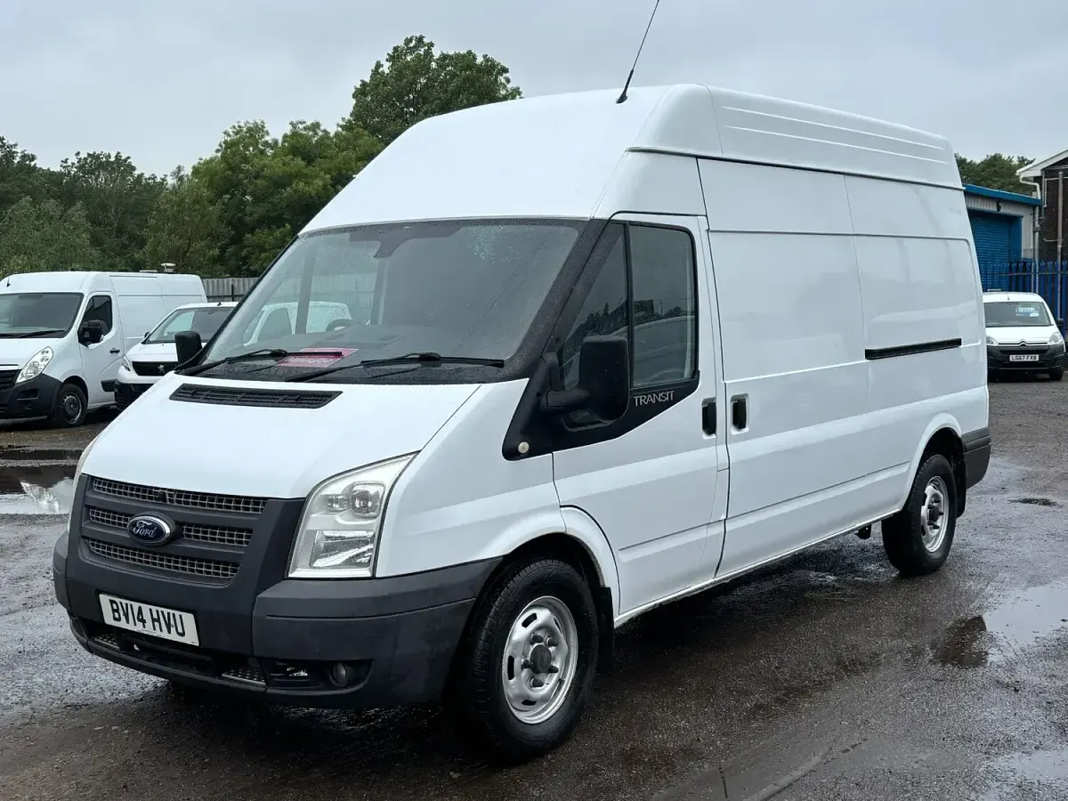 Used Ford Transit 125 HP (91 kW) 2014 White Van