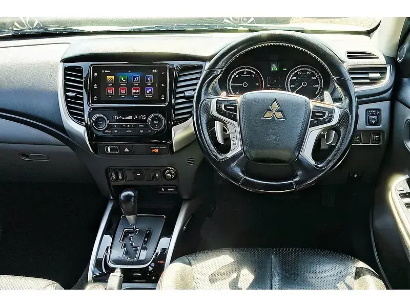 Used Mitsubishi L200 Warrior 181 HP (133 kW) 2018 White Pickup