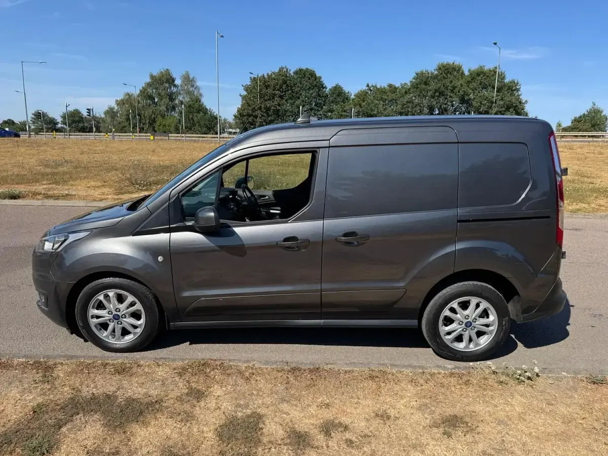 Used Ford Transit Connect Limited 118 HP (86 kW) 2023 Grey MPV