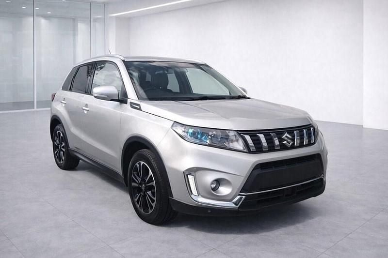 Second-hand Suzuki Vitara SZ5 140 CP (102 kW) 2019 Argintiu SUV