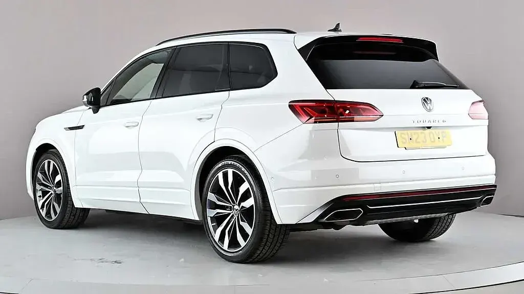 Used VW Touareg Black Edition 286 HP (210 kW) 2023 White SUV