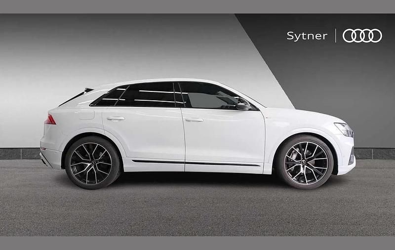 Used Audi Q8 Black Edition 281 HP (206 kW) 2022 White SUV