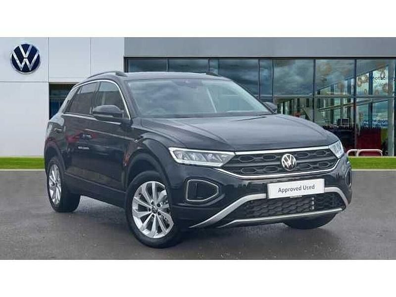 Used 2025 VW T-Roc SUV | £25,999 (Fair price) - Image 1/4