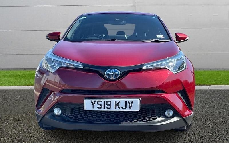 Used Toyota C-HR 122 HP (89 kW) 2019 Red SUV