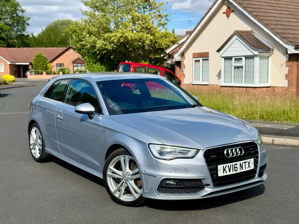 Used Audi A3 S-Line 181 HP (133 kW) 2016 Silver Hatchback