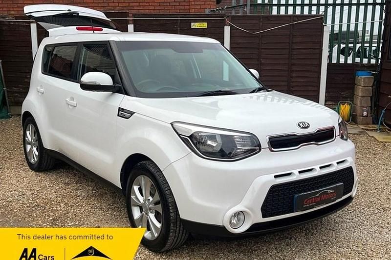 White Used 2015 Kia Soul SUV | £4,895 (Good price) - Image 1/1