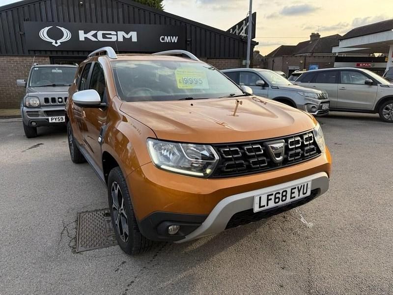 Used Dacia Duster Prestige 115 HP (84 kW) 2018 Orange SUV