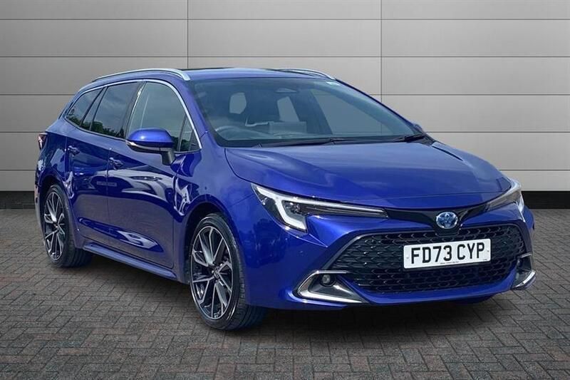 Juniper blue Used 2023 Toyota Corolla | £24,801 (Expensive) - Image 1/3
