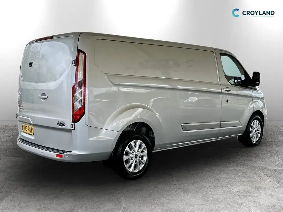 Used Ford Transit Custom Limited 130 HP (95 kW) 2023 Silver Van