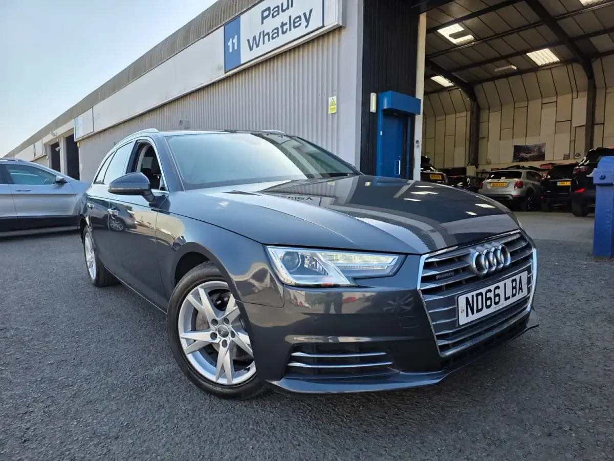 Usado Audi A4 Sport 2016 Cinzento Carrinha