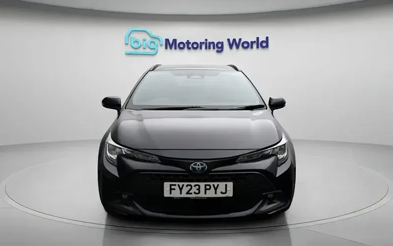 Używany Toyota Corolla 140 KM (102 kW) 2026 Kombi