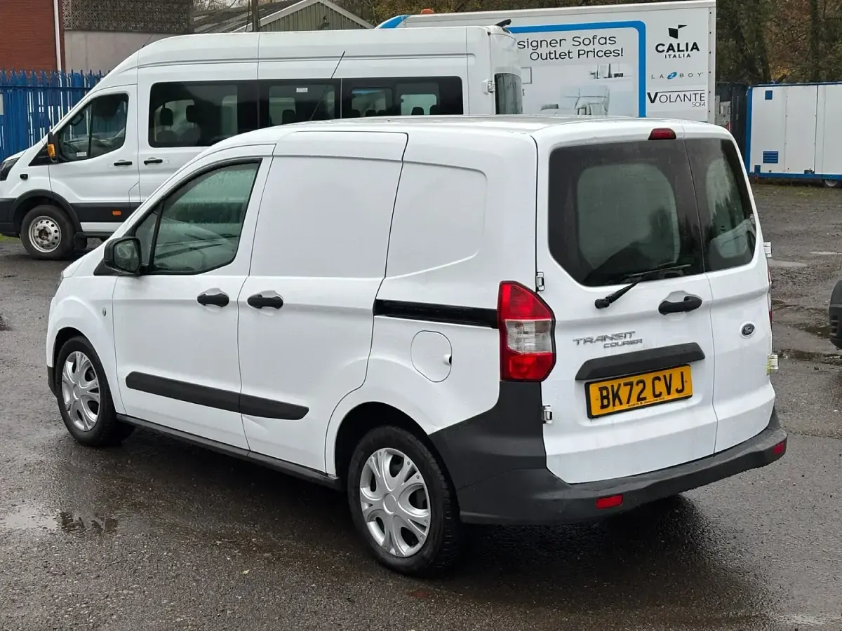 Used Ford Transit Trend 100 HP (73 kW) 2022 White Van