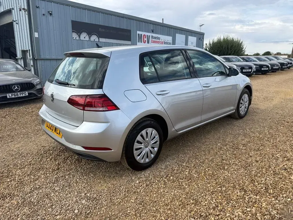 Used VW Golf VII S 115 HP (84 kW) 2020 Silver Hatchback