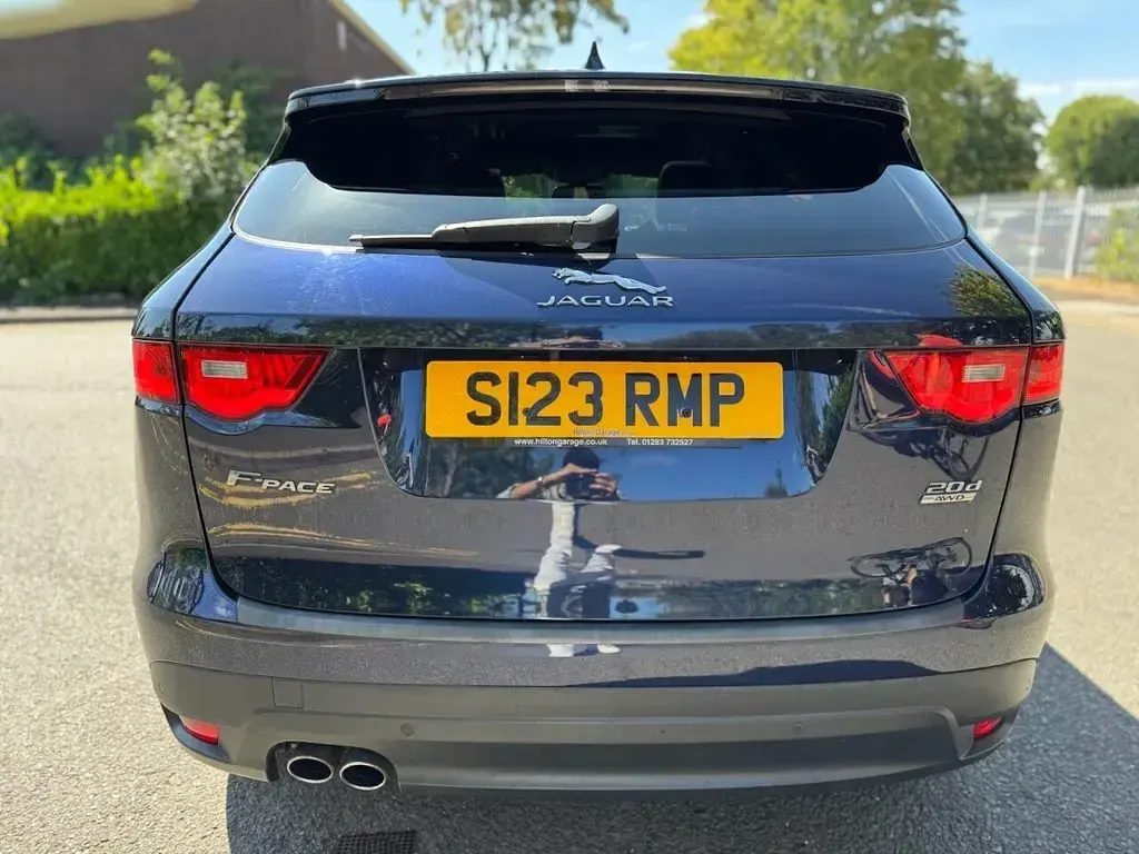 Used Jaguar F-Pace R-Sport 180 HP (132 kW) 2016 Blue SUV