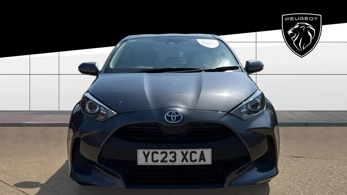 Used Toyota Yaris 116 HP (85 kW) 2023 Grey Hatchback