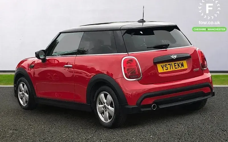 Used Mini Cooper Comfort 136 HP (100 kW) 2021 Red Hatchback