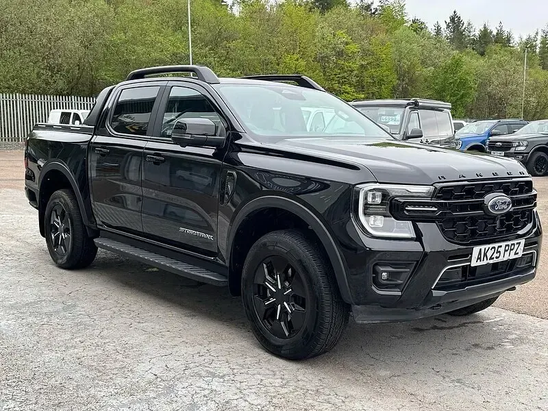 Used Ford Ranger 281 HP (206 kW) 2025 Agate black (metallic paint) Pickup