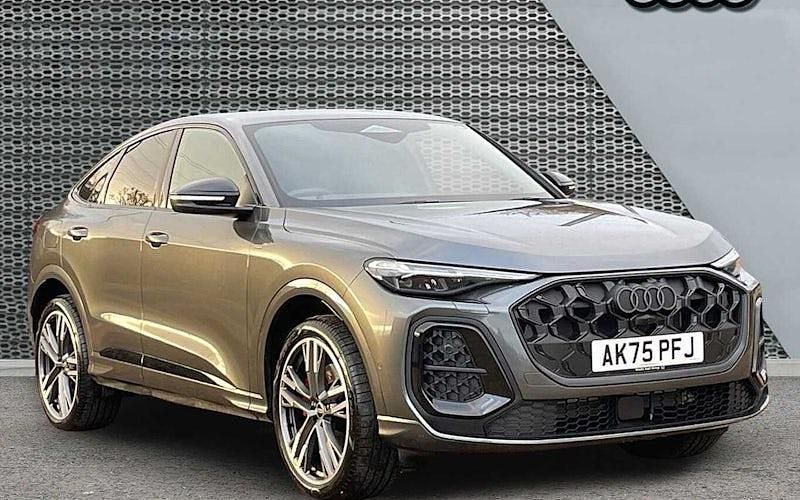 Used 2025 Audi Q5 Sportback Sport SUV | £56,900 - Image 1/4