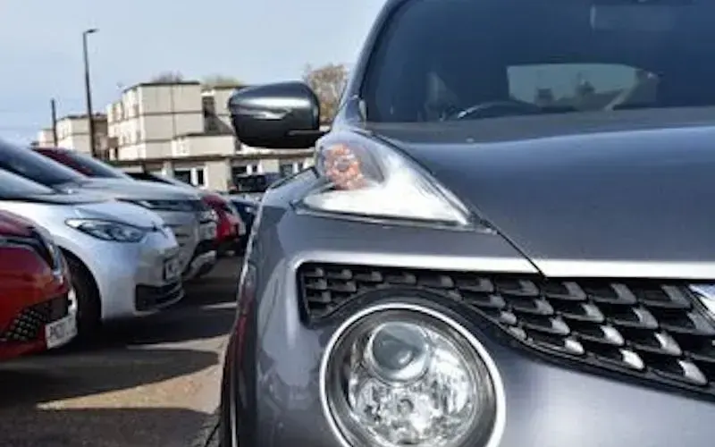 Used Nissan Juke N-Connecta 117 HP (86 kW) 2015 Grey SUV