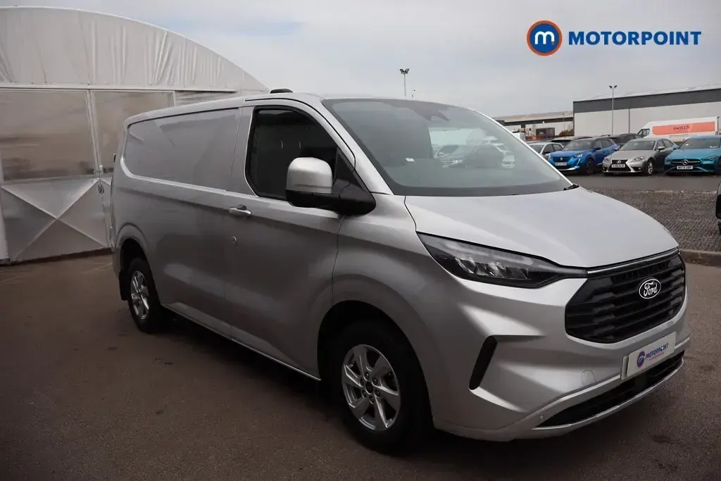 Usado Ford Transit Custom Limited 136 HP (100 kW) 2024 Prateado Van