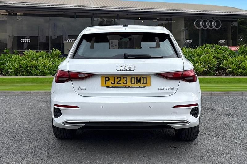 Used Audi A3 Sportback Sport 110 HP (80 kW) 2023 White Hatchback