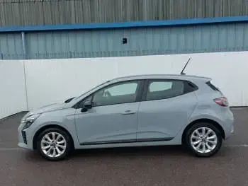 Used Renault Clio Evolution 90 HP (66 kW) 2025 Grey Hatchback