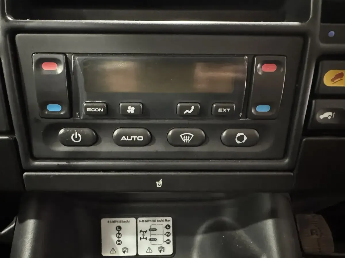 Used Land Rover Discovery 136 HP (100 kW) 2004 Blue SUV