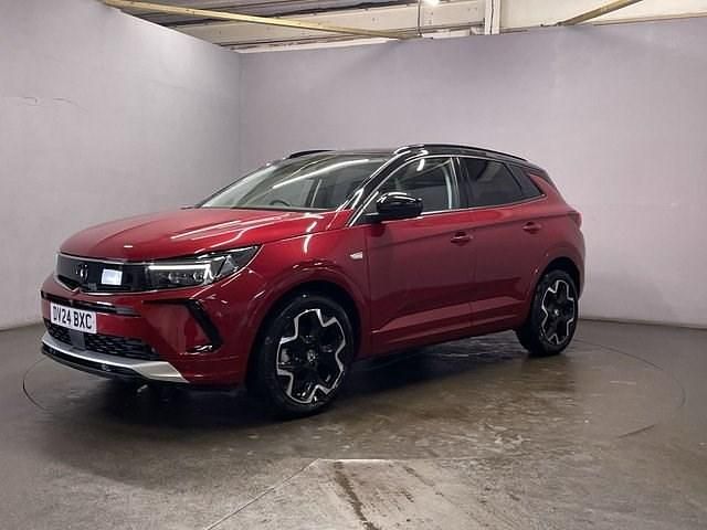 Used Vauxhall Grandland X Ultimate 130 HP (95 kW) 2024 Red SUV