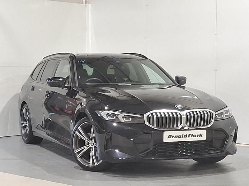 Black Used 2024 BMW 320 M Sport Estate | £31,998 (Fair price) - Image 1/4