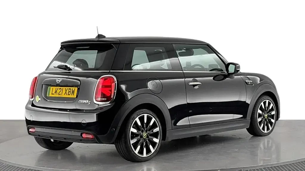 Used Mini Cooper SE Hatch 135 kW (184 HP) 2021 Hatchback
