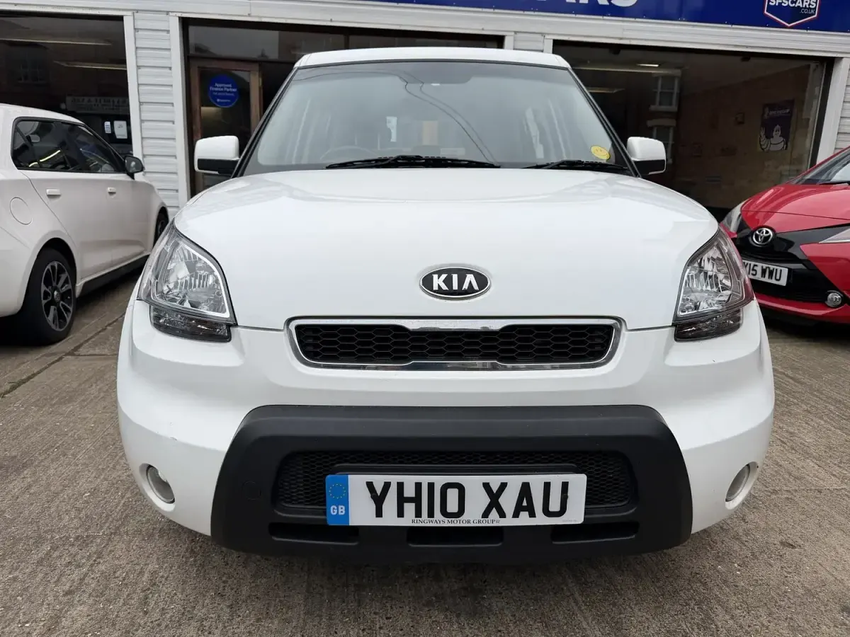 Used Kia Soul 126 HP (92 kW) 2010 White SUV
