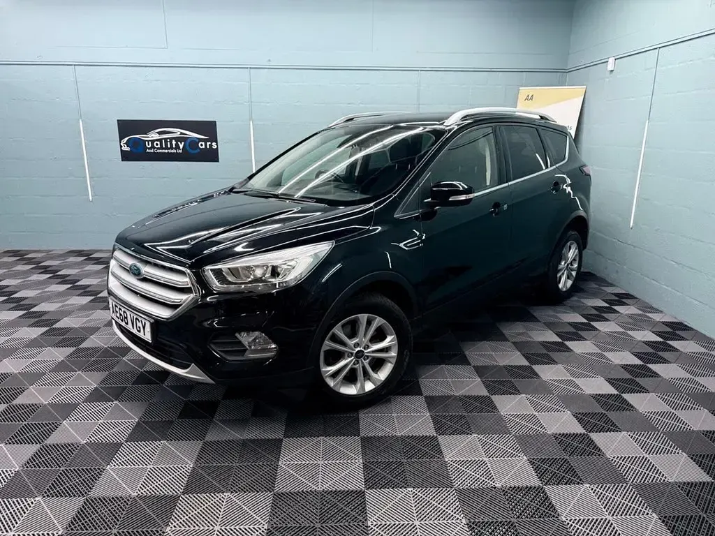 Used Ford Kuga Titanium 120 HP (88 kW) 2018 Black SUV