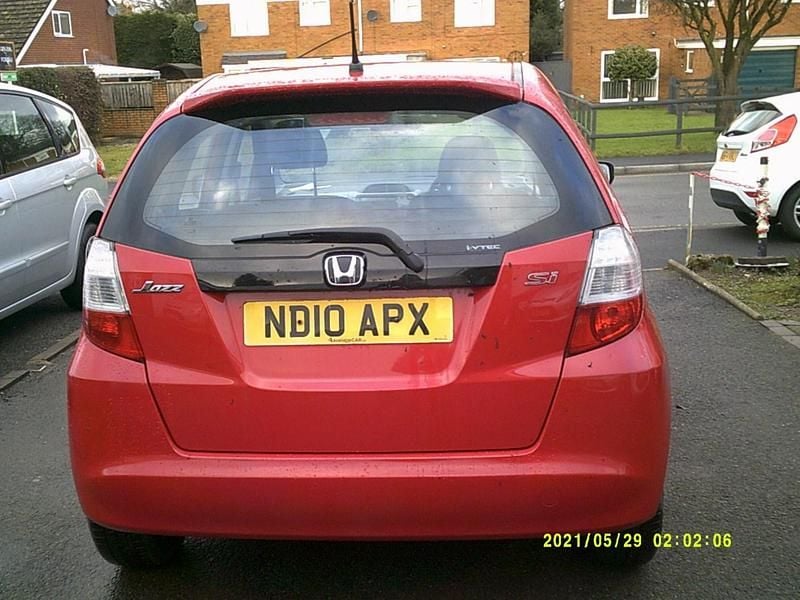 Red Used 2010 Honda Jazz SI Hatchback | £3,350 (Fair price) - Image 1/4