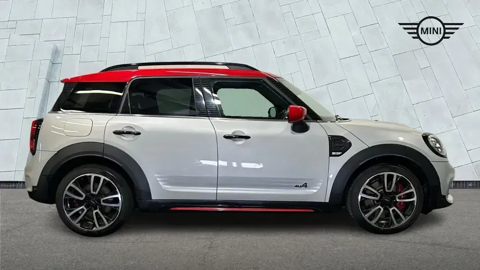 Used Mini John Cooper Works Countryman 302 HP (222 kW) 2020 Silver SUV
